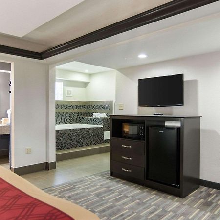 Homestay Inn & Suites Расселлвилл Экстерьер фото