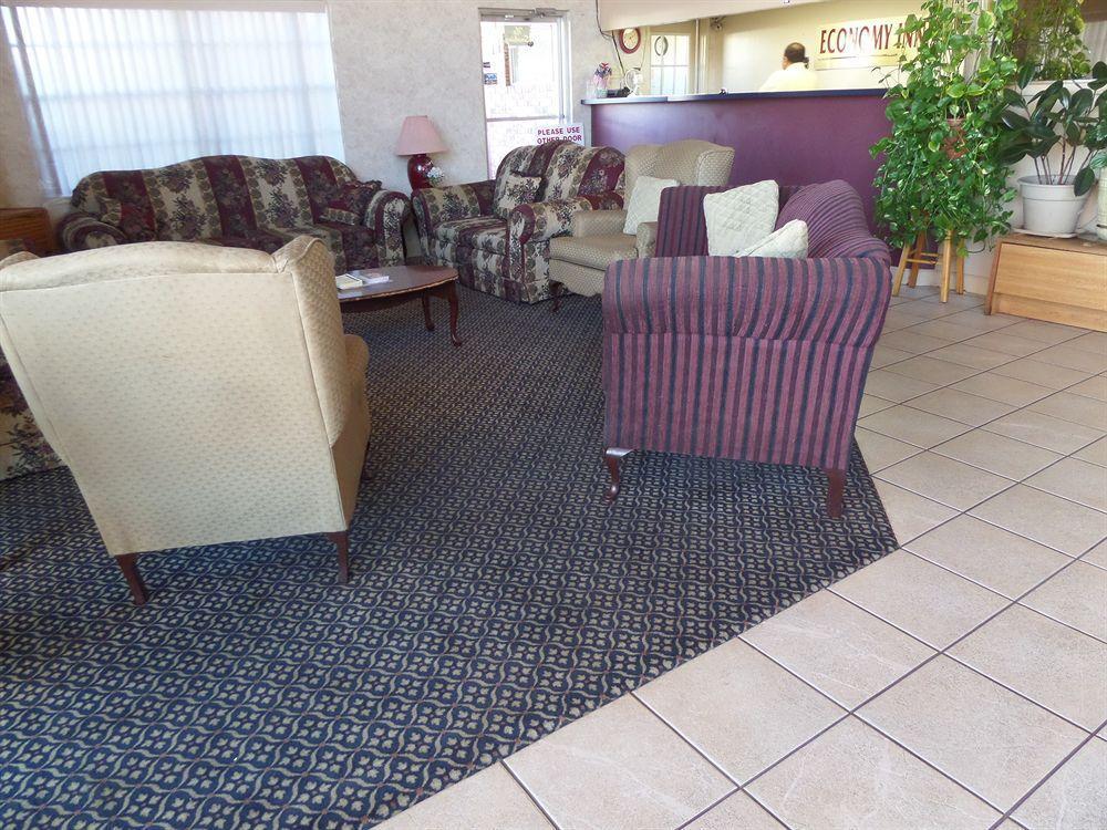 Homestay Inn & Suites Расселлвилл Экстерьер фото